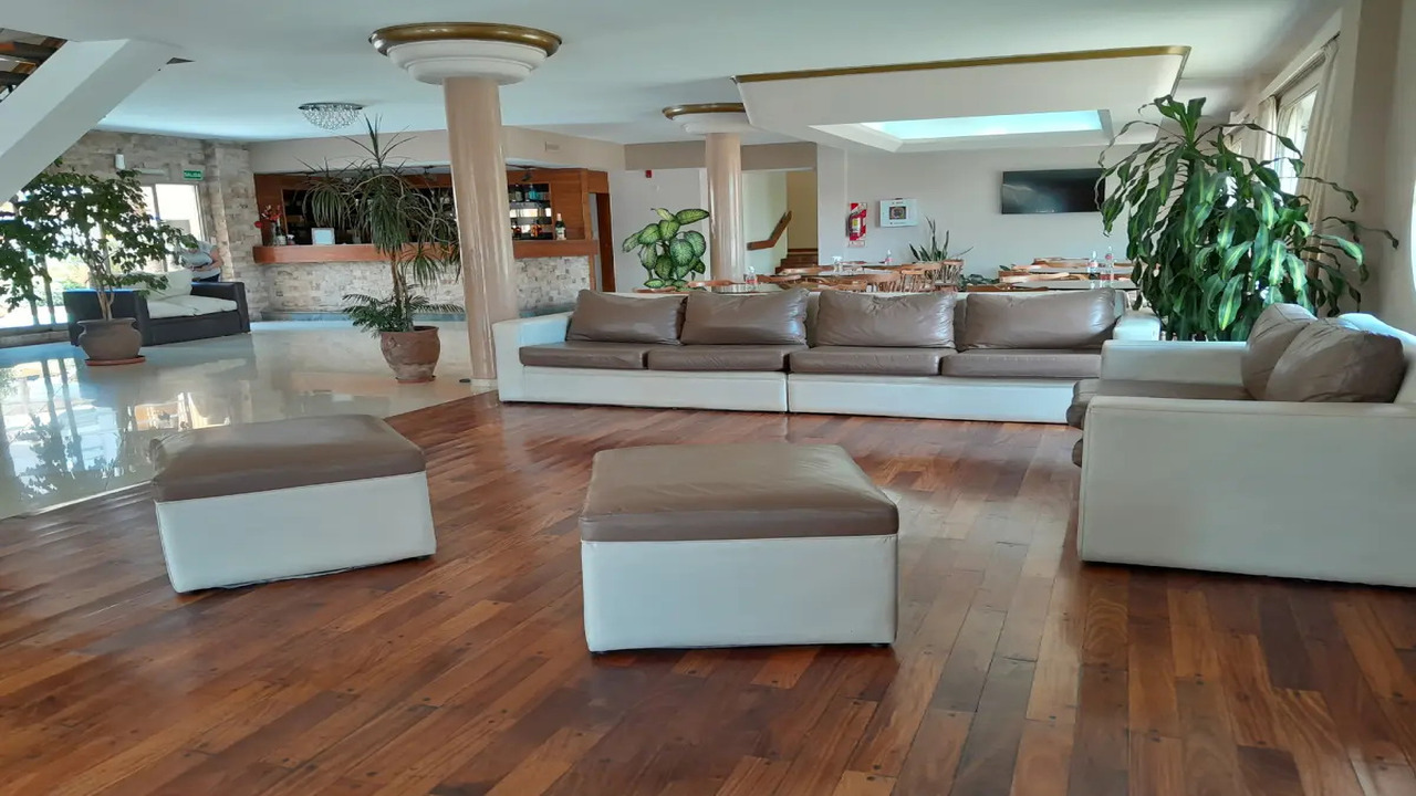 Hotel UOM Villa Carlos Paz